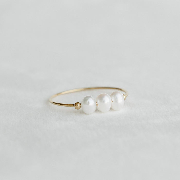Luna Trio Pearl Ring