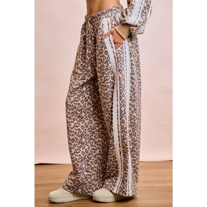 Leopard Lace Contrast Sweatpant