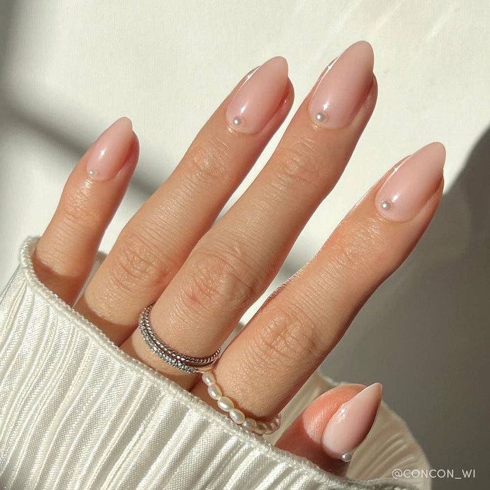 Glamnetic Almond Nude Pearl Nails