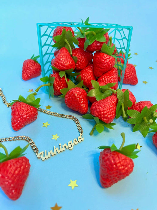 Unhinged Nameplate Necklace - 18k Gold