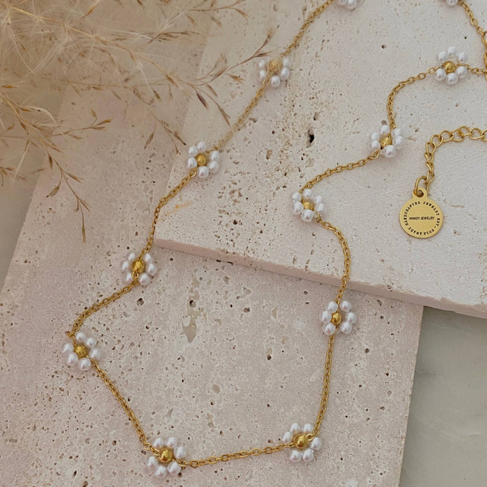 Pearl Flowers Necklace - 18k gold plated