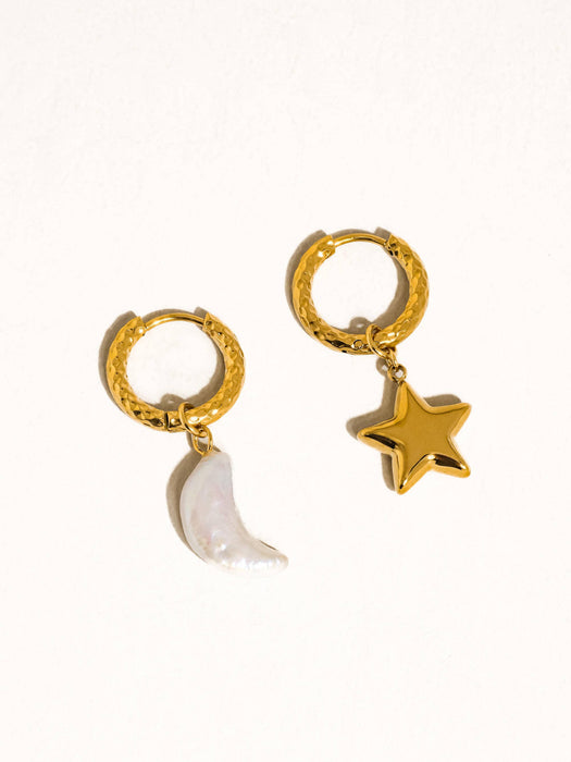 Mismatch Moon and Star Earring 18k Gold